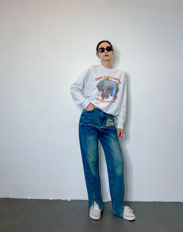 Muti Panel Wased Jeans #240316